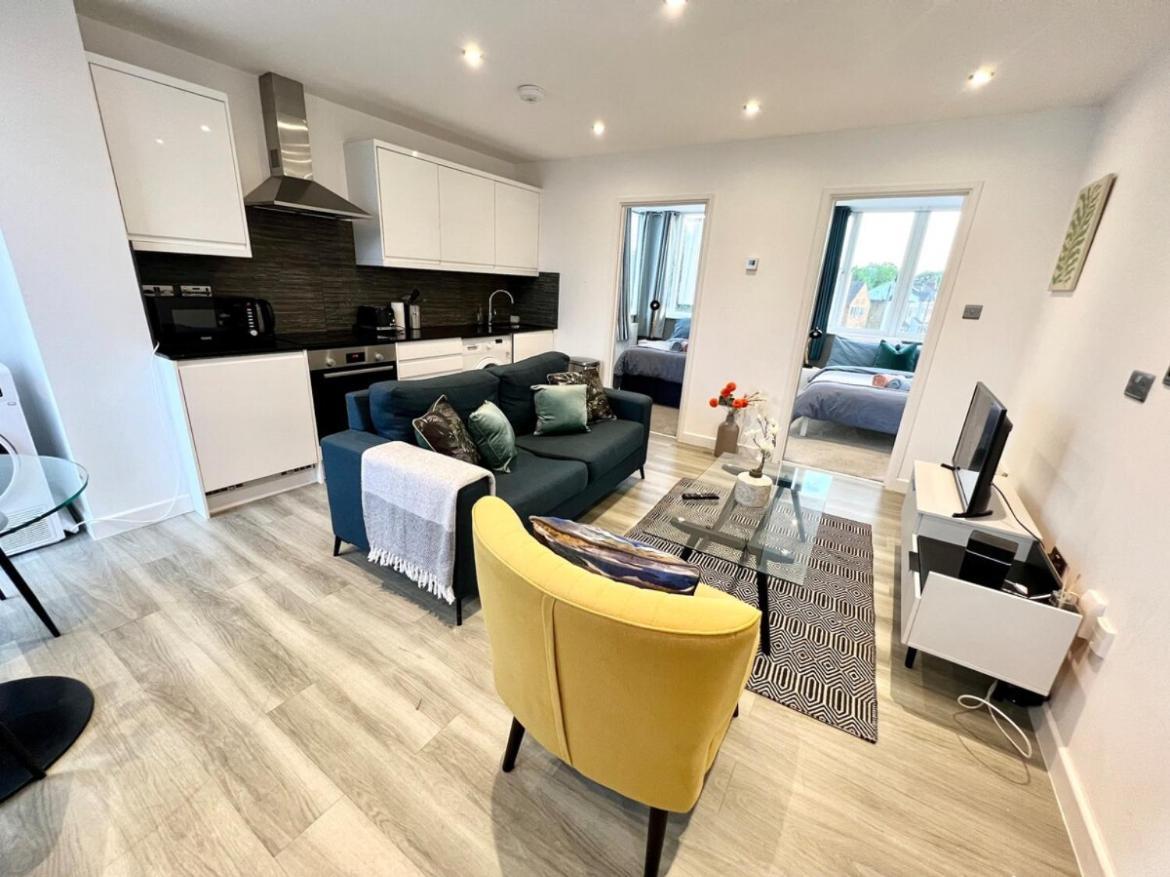 Lovely & Stylish 2 Bed Flat Close To Heathrow Yiewsley 外观 照片